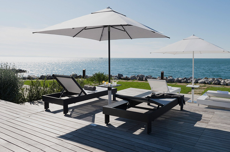 Znalosť slnečných dáždnikov.